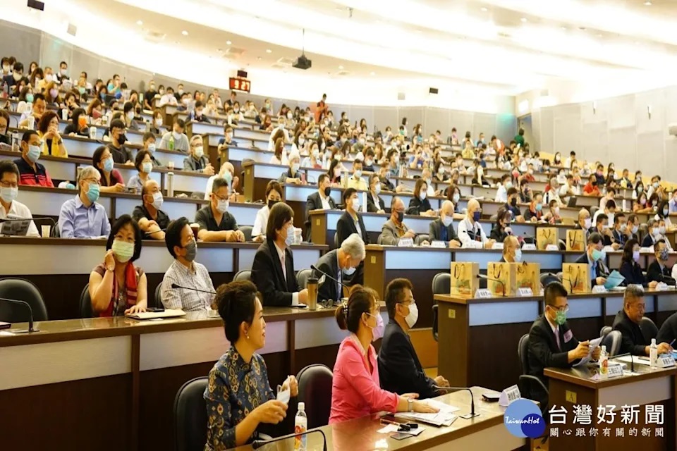 探討台南房產現況 崑山科大辦全國房地產經營管理研討會 post thumbnail image